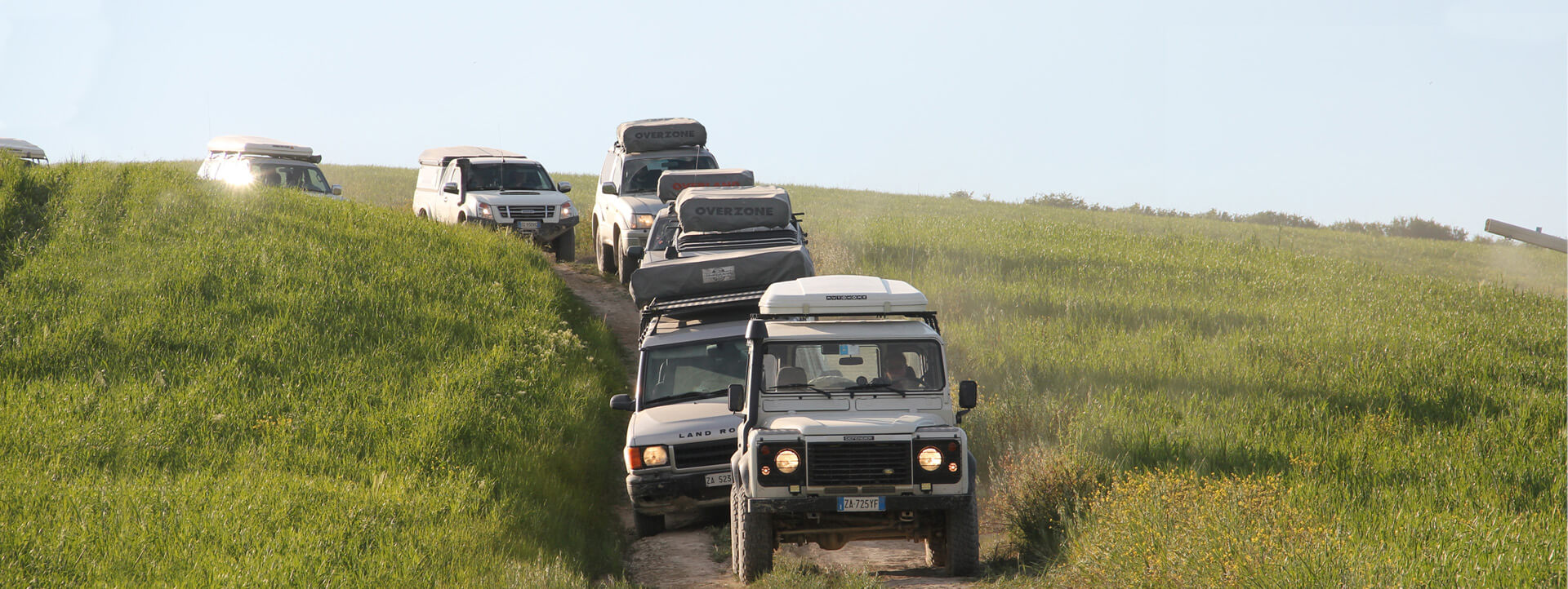 Land Rover collab Dachzelt Autohome