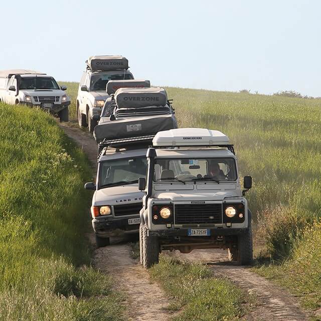 Land Rover collab Dachzelt Autohome